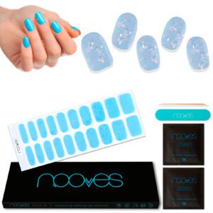 Marca: NOOVES. Imagen: Artic_BlueMesa_de_trabajo_1.jpg. NOOVES NAILS Láminas de Uñas de Gel Precurado Premium - Artic Blue | Azul | Tiras De Uñas De Gel semicurado| Pegatinas Uñas Semipermanente en Gel| Gel Nail stickers| Uñas de gel Pegatinas