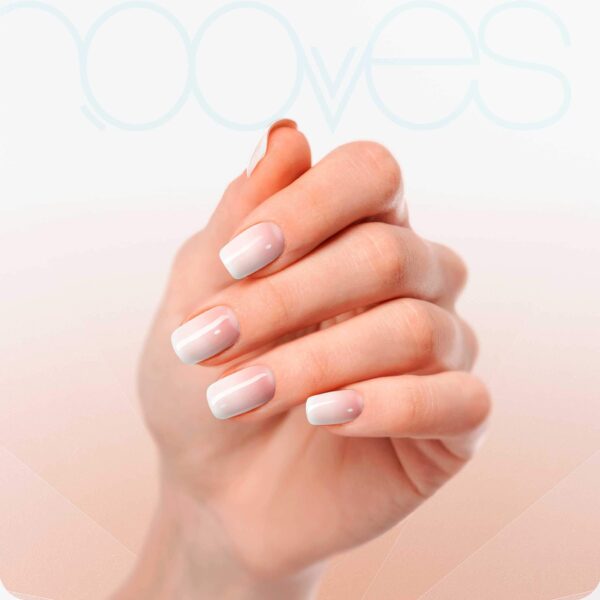 Marca: NOOVES. Imagen: French-Soft_4.jpg. NOOVES NAILS Láminas de Uñas de Gel Precurado Premium - French Soft | Francesa | Tiras De Uñas De Gel semicurado| Pegatinas Uñas Semipermanente en Gel| Gel Nail stickers| Uñas de gel Pegatinas