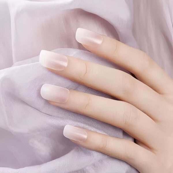 Marca: NOOVES. Imagen: French-Soft_7.jpg. NOOVES NAILS Láminas de Uñas de Gel Precurado Premium - French Soft | Francesa | Tiras De Uñas De Gel semicurado| Pegatinas Uñas Semipermanente en Gel| Gel Nail stickers| Uñas de gel Pegatinas