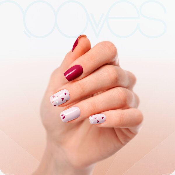 Marca: NOOVES. Imagen: In-love-5.jpg. NOOVES NAILS Láminas de Uñas de Gel Precurado Premium - In Love | Rosa | Tiras De Uñas De Gel semicurado| Pegatinas Uñas Semipermanente en Gel| Gel Nail stickers| Uñas de gel Pegatinas