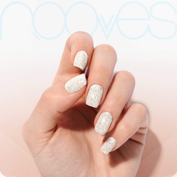 Marca: NOOVES. Imagen: LaminasdeGel3Diamant_5d000796-b315-4ecf-85f7-75641f55968b.jpg. Starter Kit Beauty Glitter |2 Láminas de Uñas de Gel Precurado Premium|Lámpara de uñas UV/LED|Gel Top Coat Glossy|Tiras De Uñas De Gel semicurado|Pegatinas Uñas Semipermanente en Gel|Gel Nail stickers