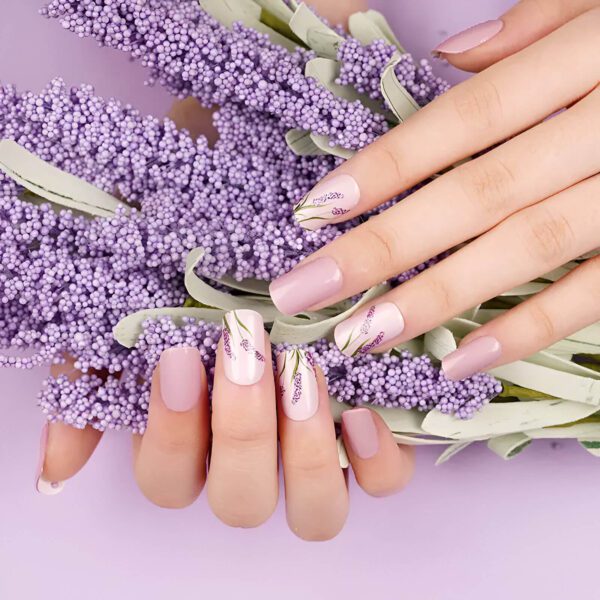 Marca: NOOVES. Imagen: Lavander_8_1.jpg. NOOVES - Láminas de Gel para Uñas|Lavander - Nail Art 20 uds, Uñas de Gel Semicuradas Premium, Gel Nail Stickers,Pegatinas Uñas de Gel, Incluye 1 Lima de Uñas y 1 Palito de Naranjo, Vegano