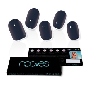 Marca: NOOVES. Imagen: Midnight_Blue_M.jpg. NOOVES NAILS Láminas de Uñas de Gel Precurado Premium - Midnight Blue - Azul | Tiras De Uñas De Gel Semicurado| Pegatinas Uñas Semipermanente en Gel| Gel Nail stickers| Uñas de gel Pegatinas