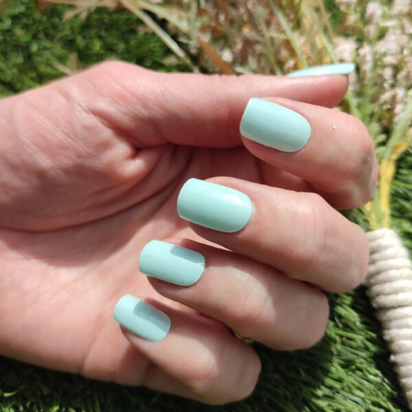 Marca: NOOVES. Imagen: Mint-10.jpg. NOOVES NAILS Láminas de Uñas de Gel Precurado Premium - Mint - Verde | Tiras De Uñas De Gel Semicurado| Pegatinas Uñas Semipermanente en Gel| Gel Nail stickers| Uñas de gel Pegatinas