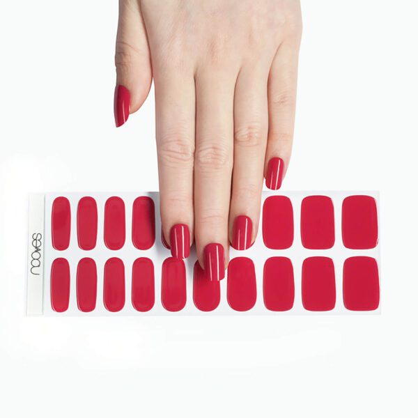 Marca: NOOVES. Imagen: NG200196_7Strawberry.jpg. NOOVES NAILS Láminas de Uñas de Gel Precurado Premium - Strawberry - Rojo | Tiras De Uñas De Gel semicurado| Pegatinas Uñas Semipermanente en Gel| Gel Nail stickers| Uñas de gel Pegatinas