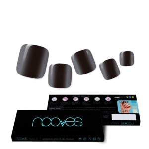 Marca: NOOVES. Imagen: Noir-Onyx_3.jpg. NOOVES NAILS Láminas de Uñas de Gel Precurado Premium para Pies - Noir Onix - Esmalte en Gel Semipermanente | Diseño de Uñas de Pedicura | Láminas de Uñas Pegatinas de Gel