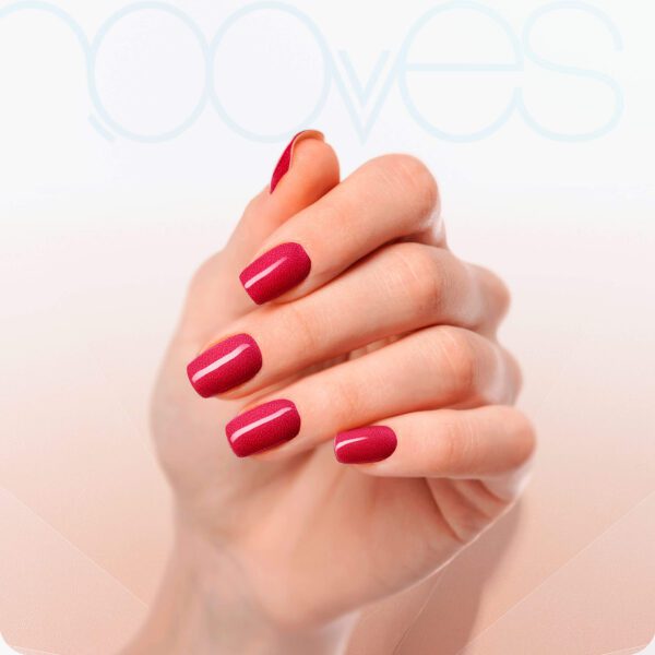 Marca: NOOVES. Imagen: RubyGlaze2.jpg. NOOVES NAILS Láminas de Uñas de Gel Precurado Premium - Ruby Glaze - Rojo | Tiras De Uñas De Gel Semicurado| Pegatinas Uñas Semipermanente en Gel| Gel Nail stickers| Uñas de gel Pegatinas