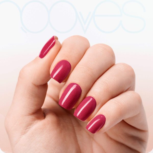 Marca: NOOVES. Imagen: RubyGlaze3.jpg. NOOVES NAILS Láminas de Uñas de Gel Precurado Premium - Ruby Glaze - Rojo | Tiras De Uñas De Gel Semicurado| Pegatinas Uñas Semipermanente en Gel| Gel Nail stickers| Uñas de gel Pegatinas