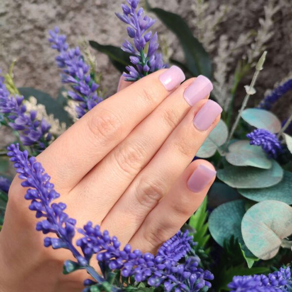 Marca: NOOVES. Imagen: Soft-Lilac-7_1.jpg. NOOVES NAILS Láminas de Uñas de Gel Precurado Premium - Soft Lilac - Lila | Tiras De Uñas De Gel Semicurado| Pegatinas Uñas Semipermanente en Gel| Gel Nail stickers| Uñas de gel Pegatinas