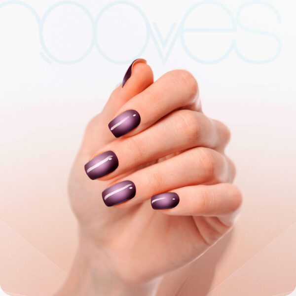 Marca: NOOVES. Imagen: Velvet-Halo-8.jpg. NOOVES NAILS Láminas de Uñas de Gel Precurado Premium - Velvet Halo - Violeta | Tiras De Uñas De Gel semicurado| Pegatinas Uñas Semipermanente en Gel| Gel Nail stickers| Uñas de gel Pegatinas