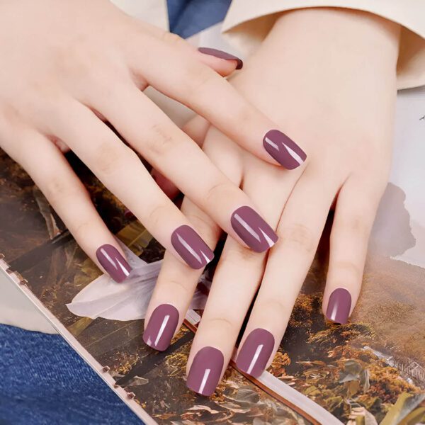 Marca: NOOVES. Imagen: Violet_10_1.jpg. NOOVES - Láminas de Gel para Uñas|Violet Ether - Violeta | 20 uds, Uñas de Gel Semicuradas Premium, Gel Nail Stickers,Pegatinas Uñas de Gel, Incluye 1 Lima de Uñas y 1 Palito de Naranjo, Vegano