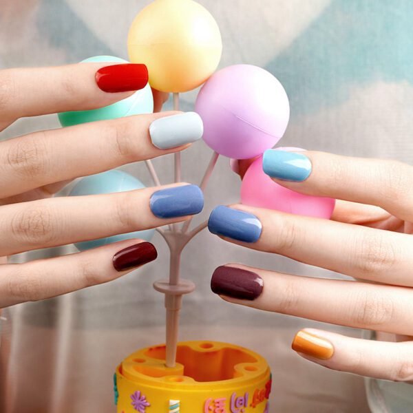 Marca: NOOVES. Imagen: melody_20.jpg. NOOVES NAILS Láminas de Uñas de Gel Precurado Premium - Melody | Multicolor | Tiras De Uñas De Gel semicurado| Pegatinas Uñas Semipermanente en Gel| Gel Nail stickers| Uñas de gel Pegatinas