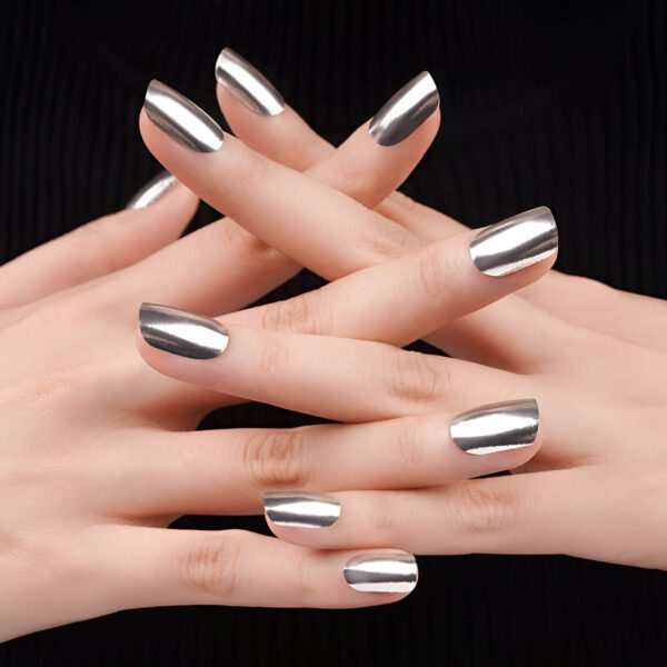 Marca: NOOVES. Imagen: sheen_2.jpg. NOOVES NAILS Láminas de Uñas de Gel Precurado Premium - Silver Sheen | Silver Sheen | Tiras De Uñas De Gel semicurado| Pegatinas Uñas Semipermanente en Gel| Gel Nail stickers| Uñas de gel Pegatinas